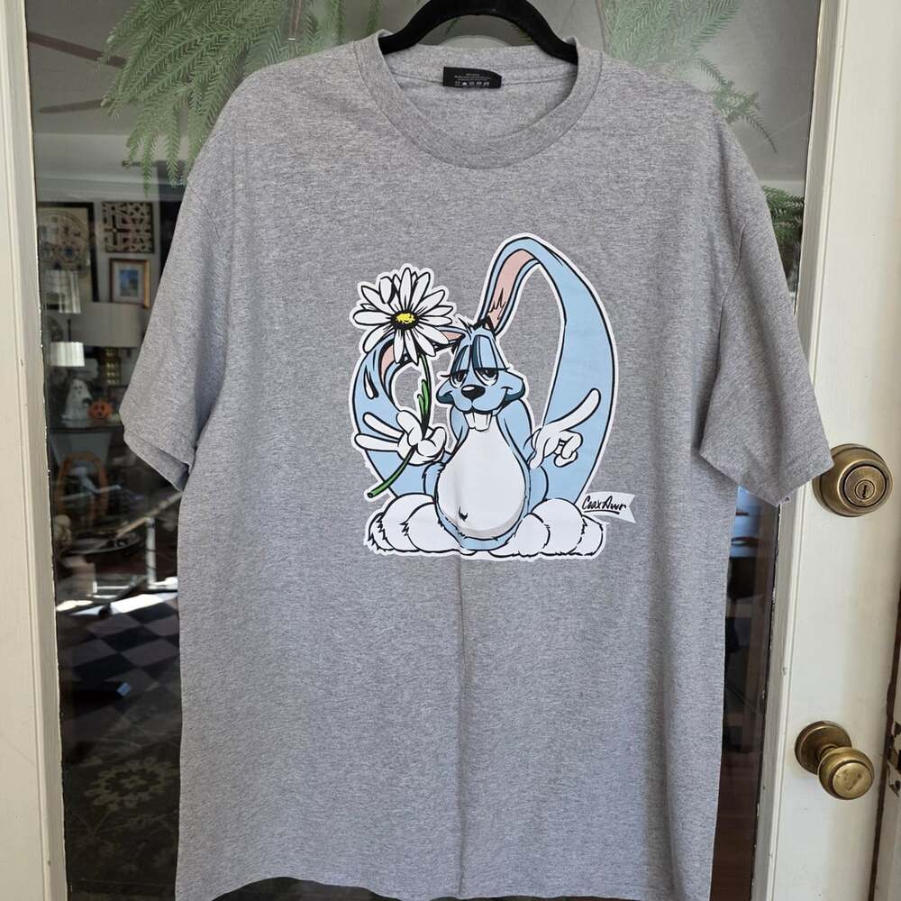 The Hundreds Graphic T-Shirt XL Gray Bunny Daisy